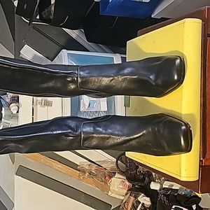 AK Anne Klein Designer Boots, Sz 7.5M, Genuine Leather, Side Zipper